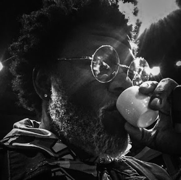 Meet your Posher, Maurice - Picture 1 of 1